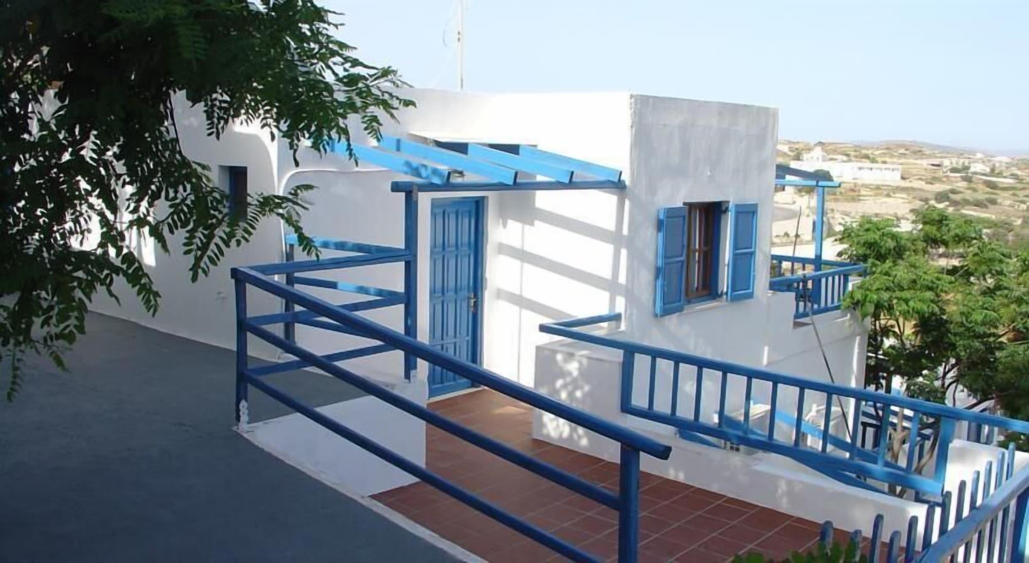אדאמאס Agnanti Hotel מראה חיצוני תמונה
