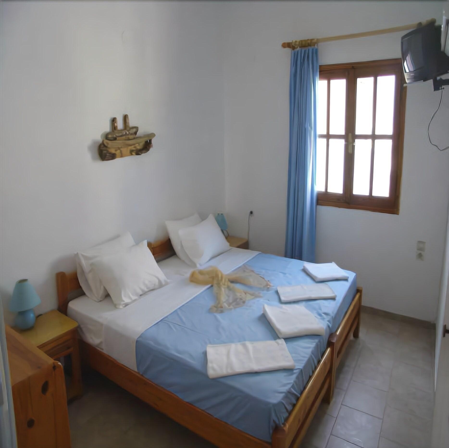 אדאמאס Agnanti Hotel מראה חיצוני תמונה