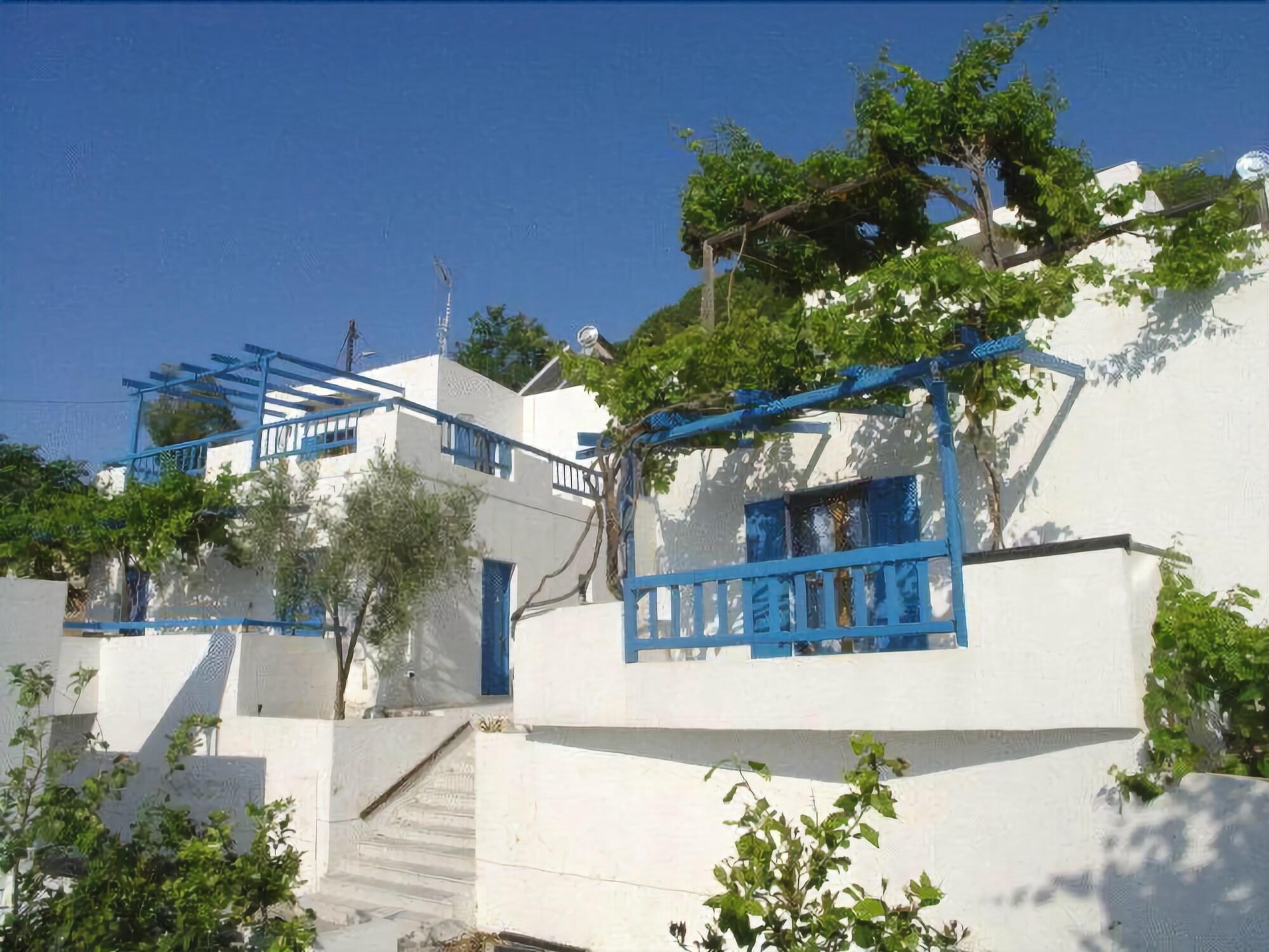 אדאמאס Agnanti Hotel מראה חיצוני תמונה