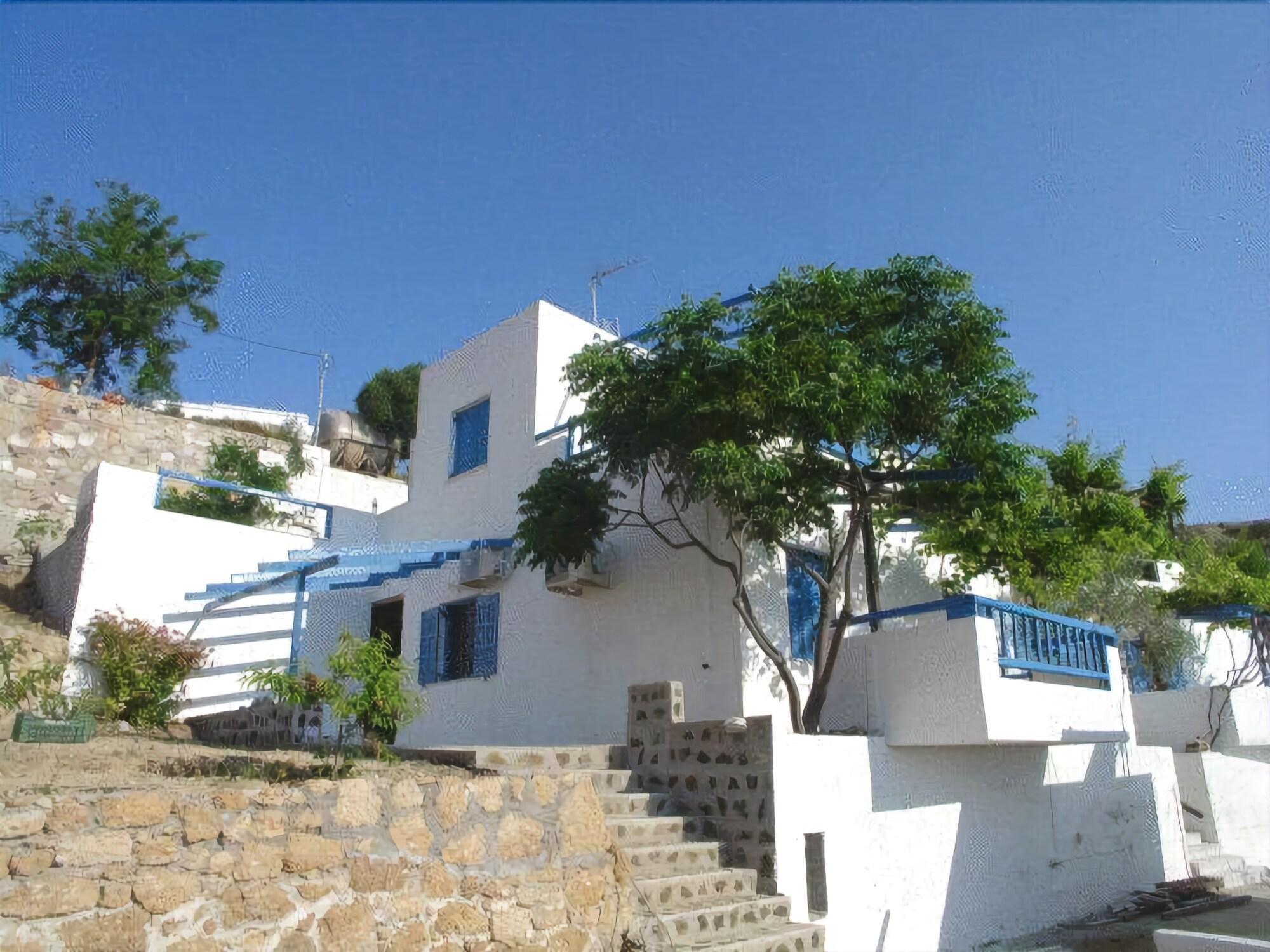 אדאמאס Agnanti Hotel מראה חיצוני תמונה